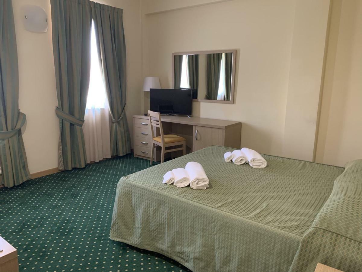 Palace Hotel 4*